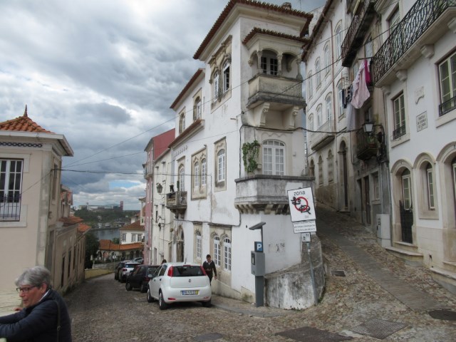Coimbra, Grappige huizenbouw